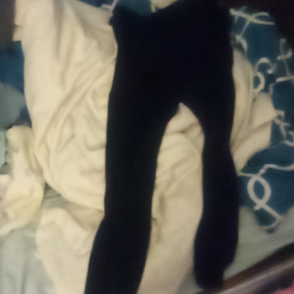 Black legging pants